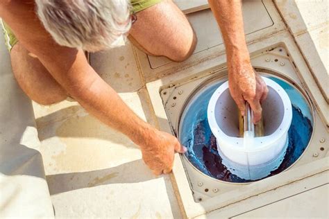 My Pool Filter Is Leaking From The Top (We Have a。